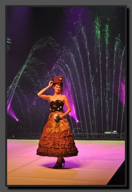 ARTS  ROBES  DE  MARIEE